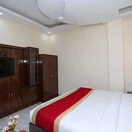 Hotel O Le Mount 新德里 外观 照片
