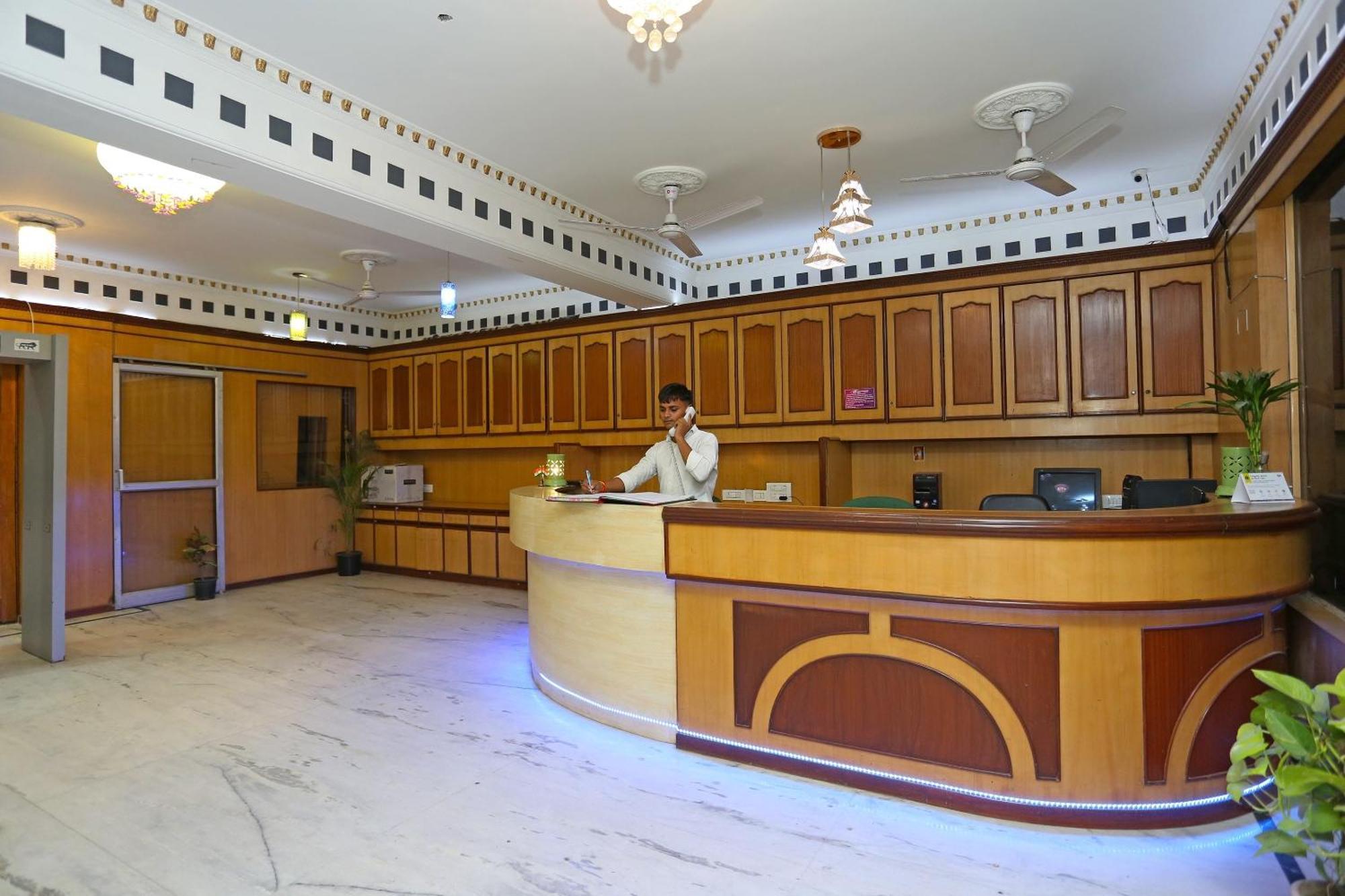 Hotel O Le Mount 新德里 外观 照片